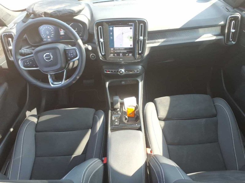 car Volvo XC40 id71061 photo #4