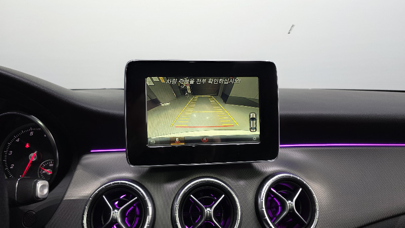 car Mercedes Benz CLA id71121 photo #15