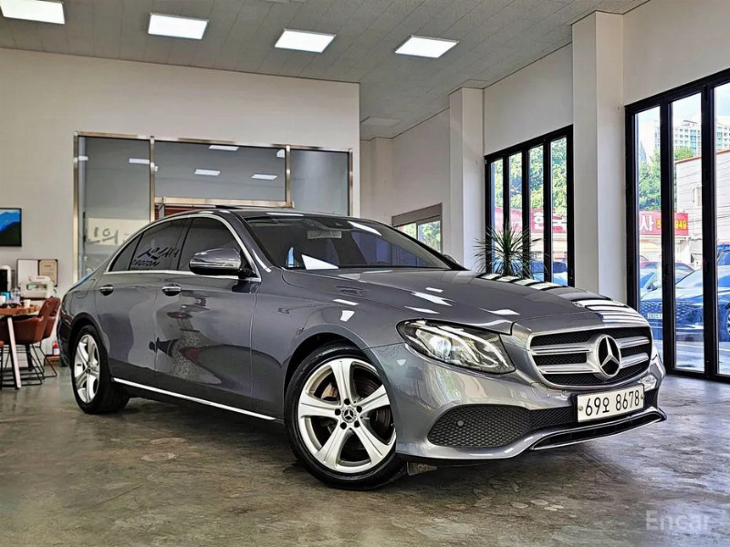 car Mercedes Benz E Class id71123 main photo