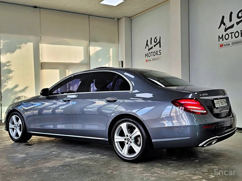 car Mercedes Benz E Class id71123 photo #2