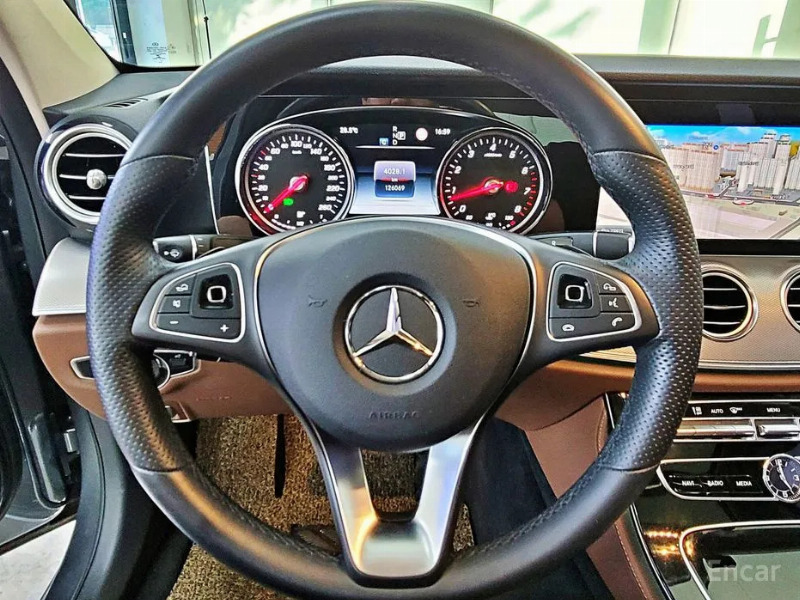 car Mercedes Benz E Class id71123 photo #8