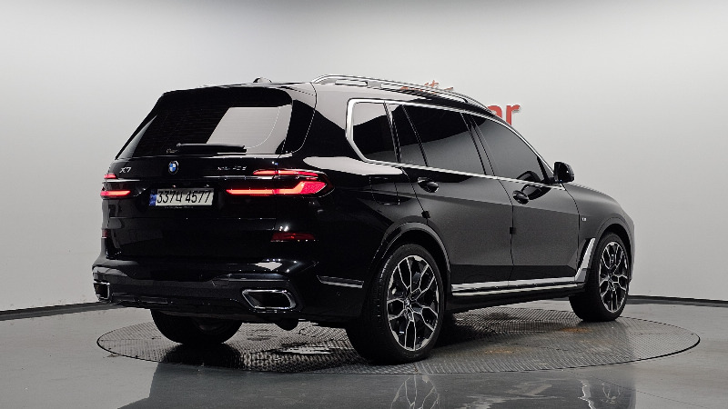 car BMW X7 id71142 photo #2