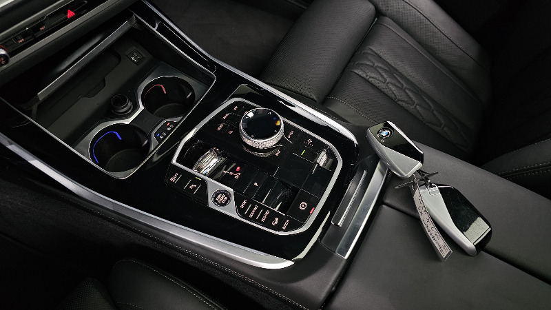 car BMW X7 id71142 photo #9