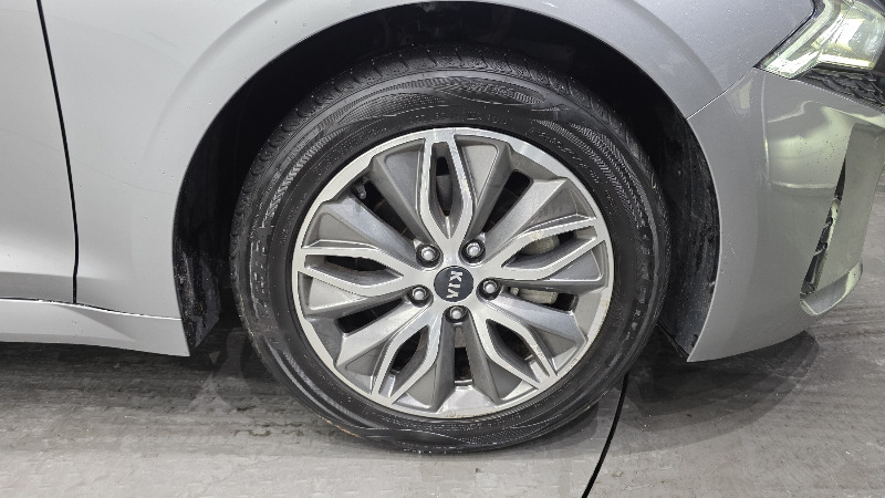 car KIA K5 id71147 photo #5
