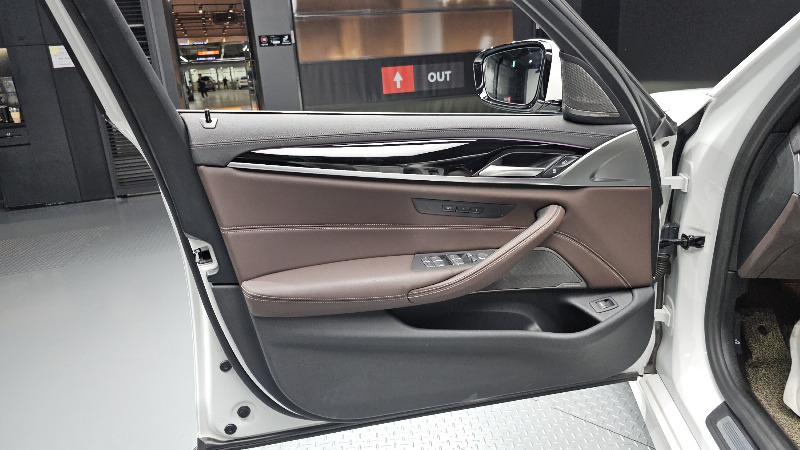 car BMW 5 Series id71175 photo #24