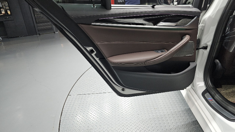 car BMW 5 Series id71175 photo #25