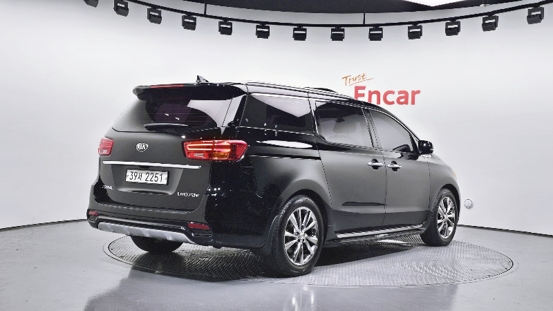 car KIA Carnival id71181 photo #2
