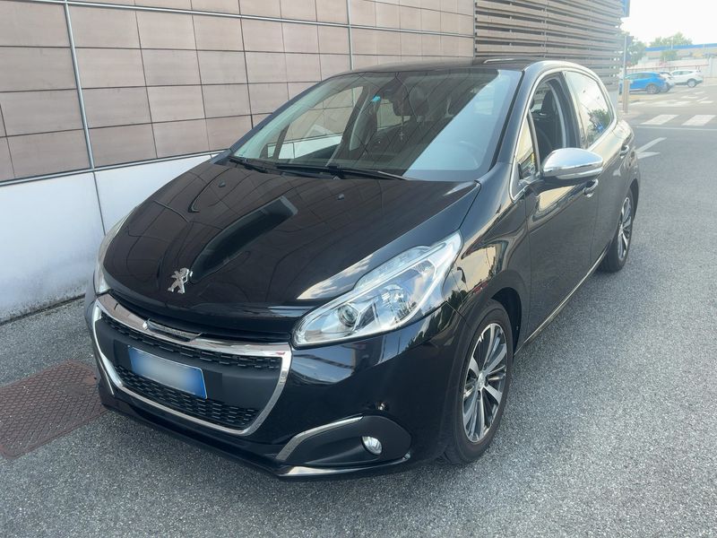 car Peugeot 208 id71424 main photo