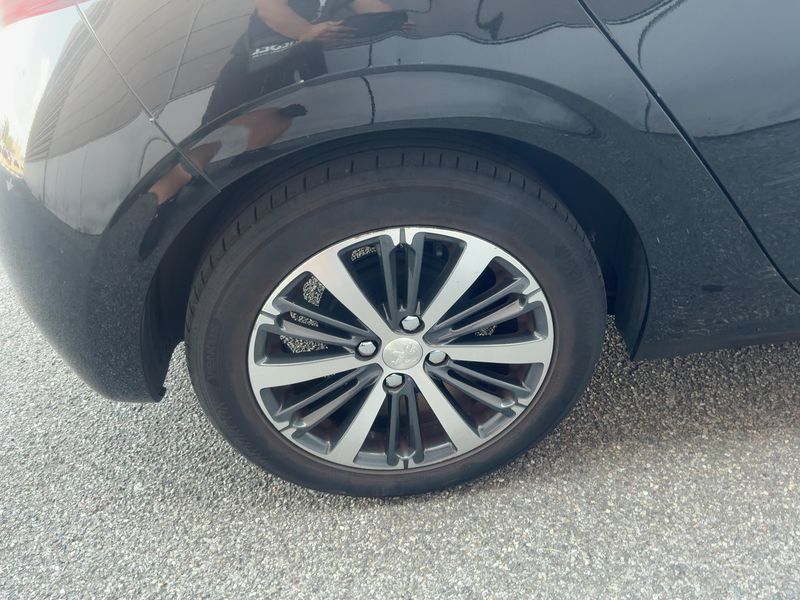 car Peugeot 208 id71424 photo #10