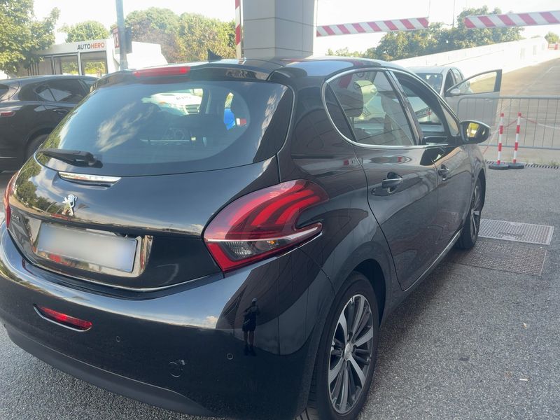 car Peugeot 208 id71424 photo #4