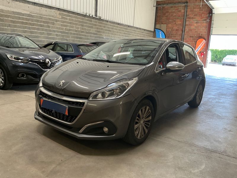 car Peugeot 208 id71432 main photo