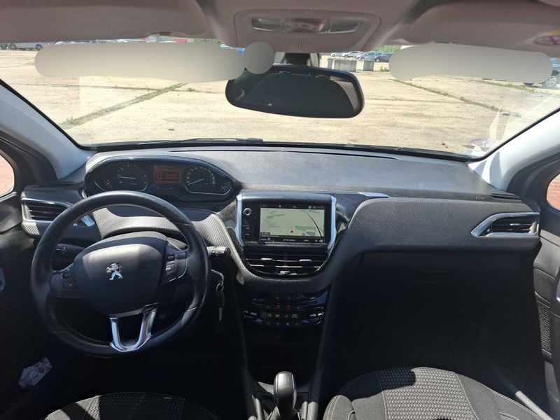 car Peugeot 208 id71444 photo #11