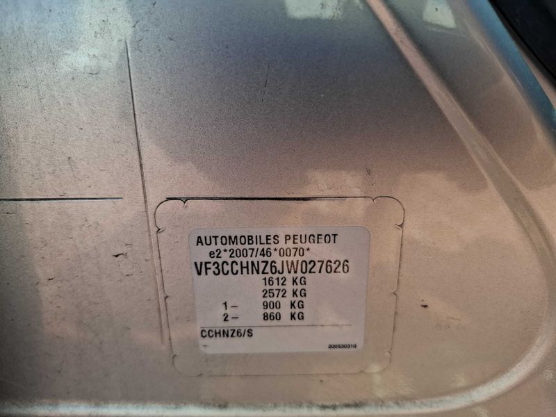 car Peugeot 208 id71444 photo #16