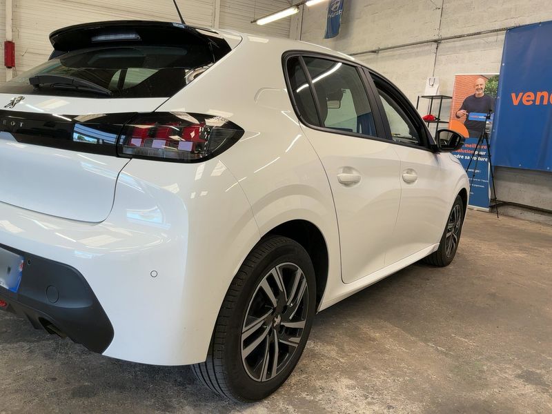 car Peugeot 208 id71467 photo #4