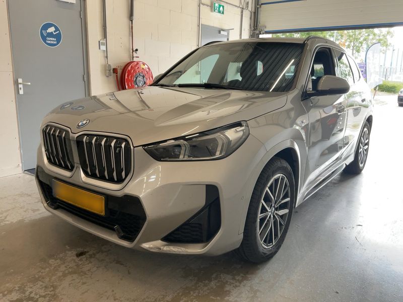 car BMW iX id71486 main photo