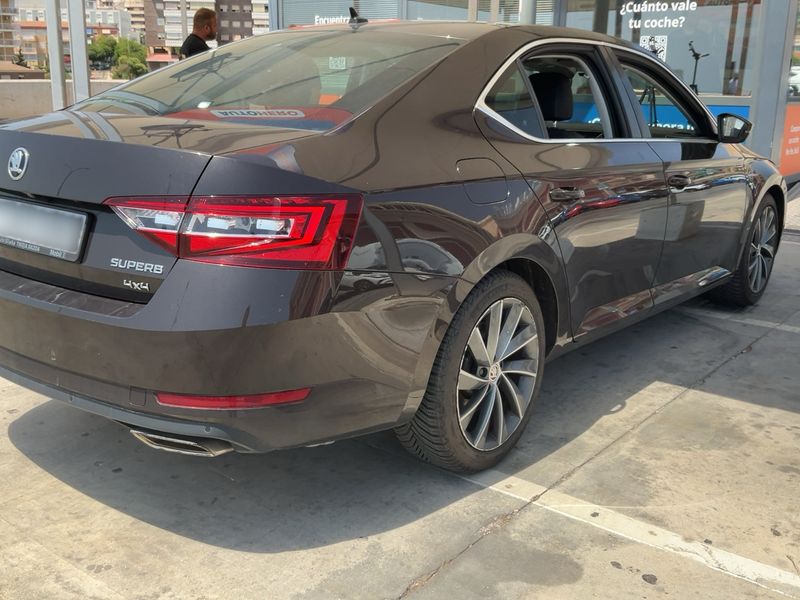 car Skoda Superb id71548 photo #4