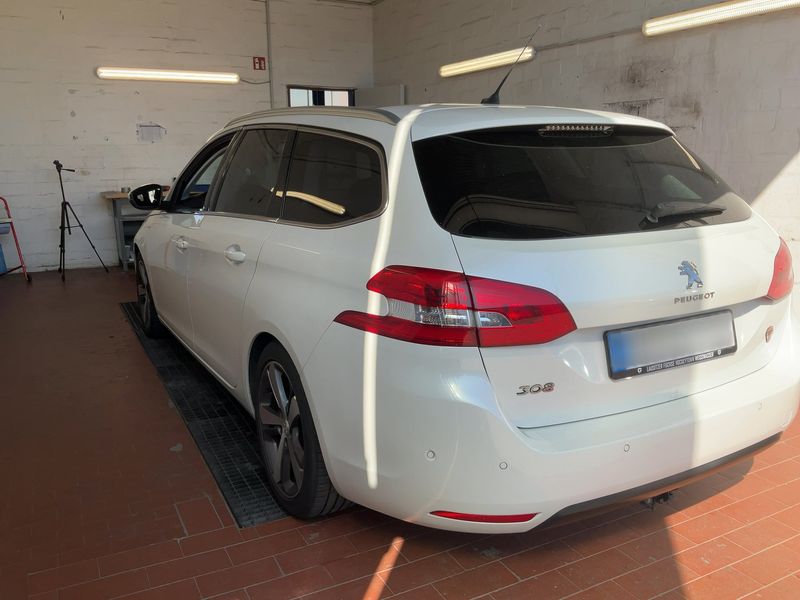 car Peugeot 308 id71583 photo #2