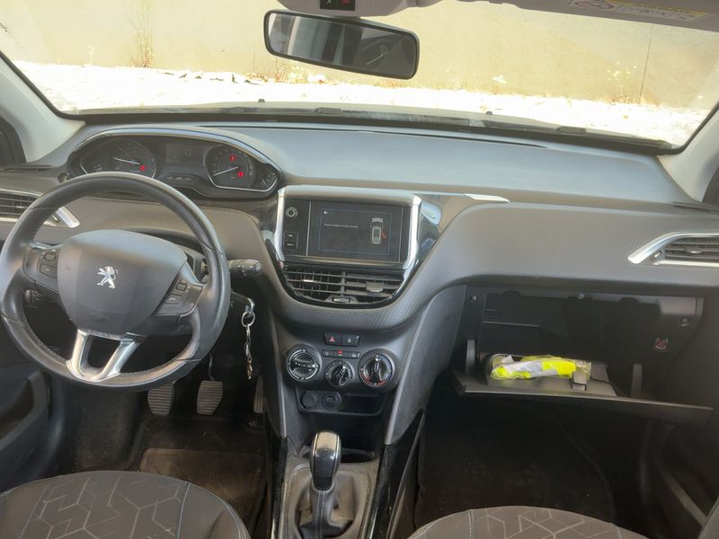 car Peugeot 2008 id71604 photo #17