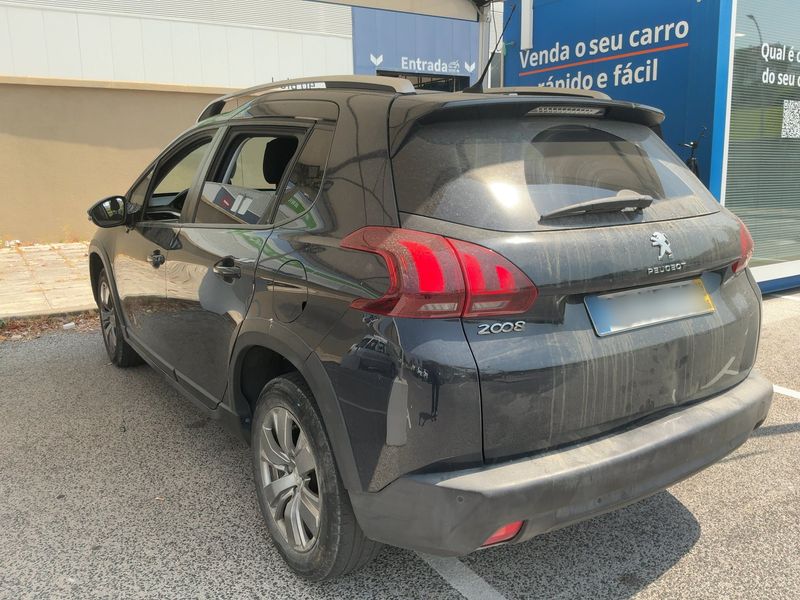 car Peugeot 2008 id71604 photo #2