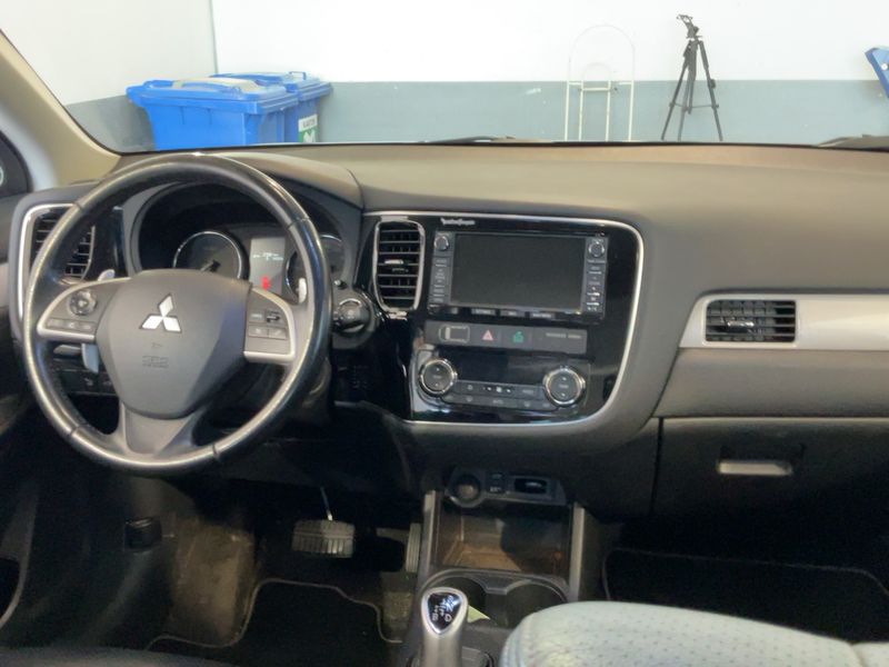 car Mitsubishi Outlander id71621 photo #17