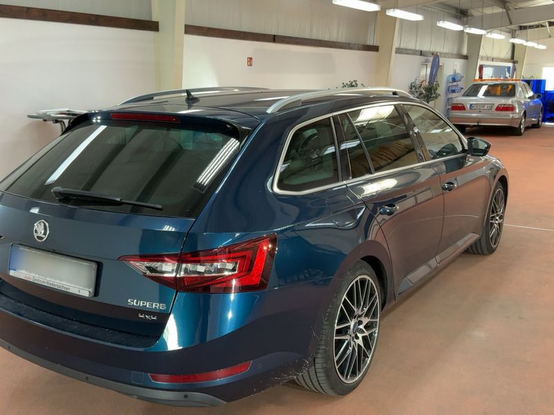 car Skoda Superb id71678 photo #4