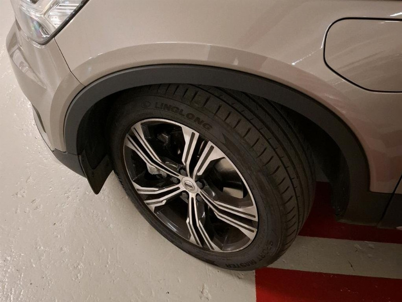 car Volvo XC40 id71706 photo #18