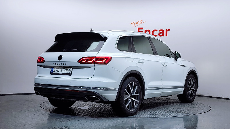 car Volkswagen Touareg id71747 photo #2