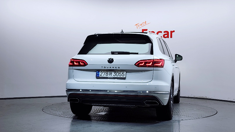 car Volkswagen Touareg id71747 photo #4