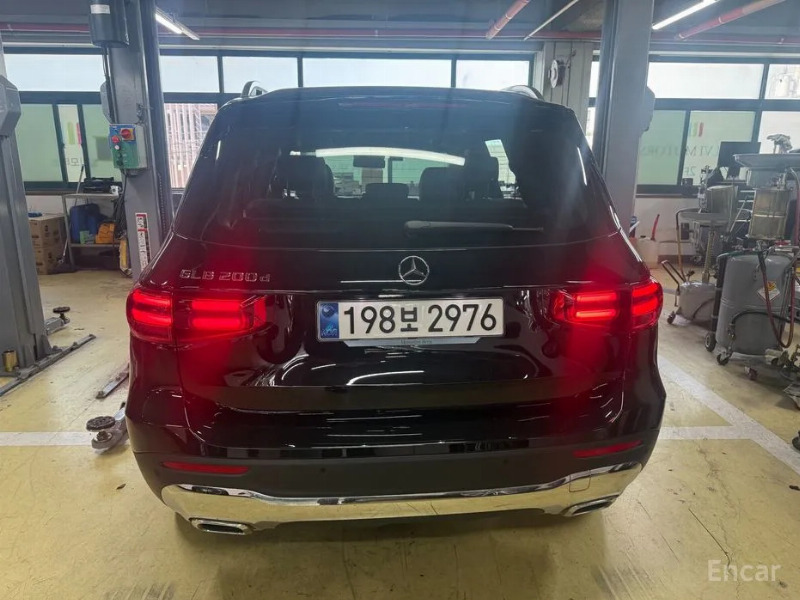 car Mercedes Benz GLB id71757 photo #4