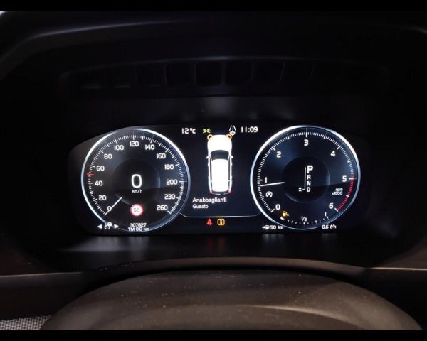 car Volvo XC90 id13707 photo #6