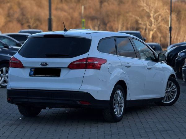 car Ford Focus id13731 photo #2