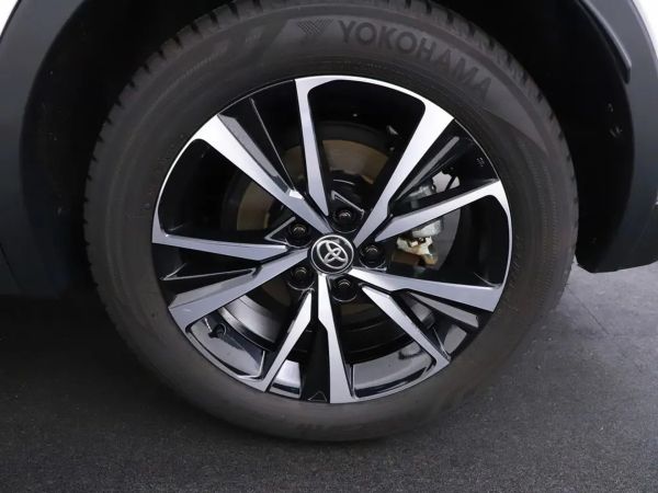 car Toyota C-HR id13746 photo #17