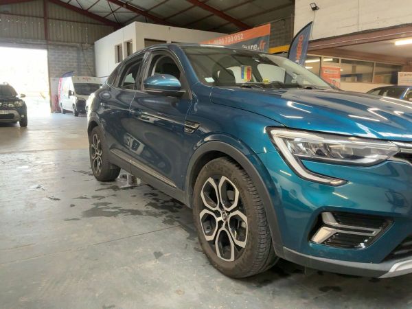 car Renault Arkana id13759 photo #4