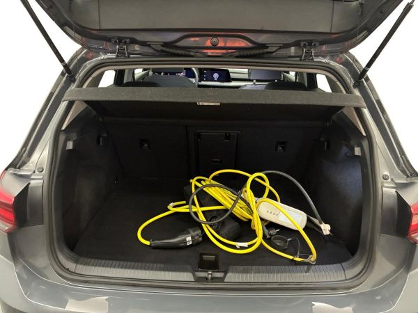 car Volkswagen Golf id13784 photo #13