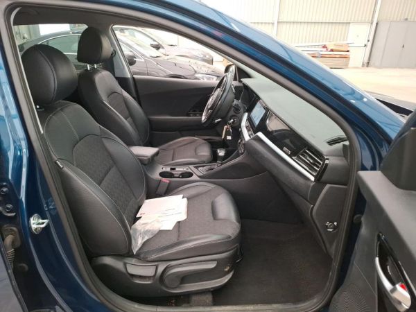 car KIA Niro id13821 photo #7