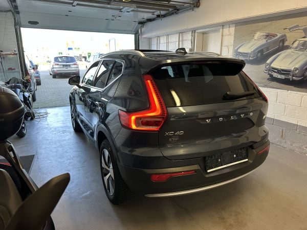 car Volvo XC40 id13858 photo #5