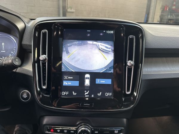 car Volvo XC40 id13860 photo #12