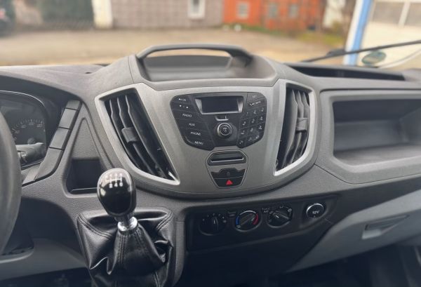 car Ford Transit id13879 photo #12