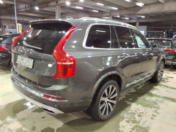 car Volvo XC90 id13898 photo #3