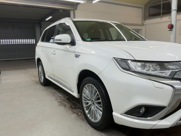 car Mitsubishi Outlander id13905 photo #4