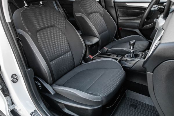 car Ford Focus id13912 photo #6