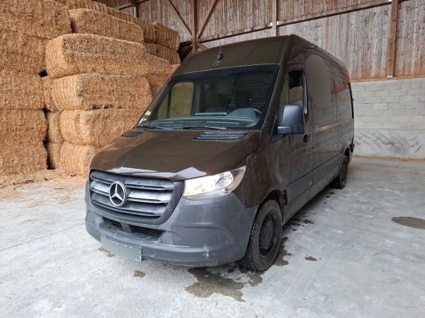 car Mercedes Benz Sprinter id13946 main photo