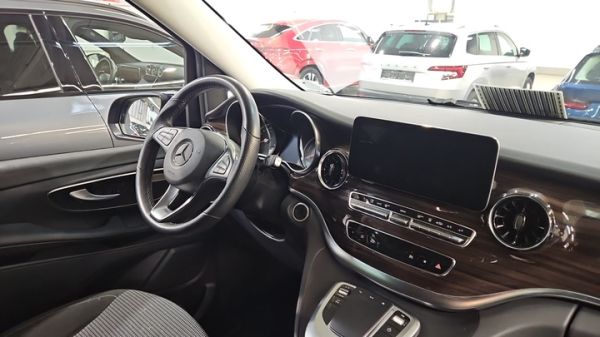 car Mercedes Benz EQV id13987 photo #8