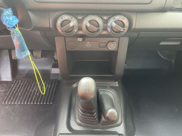 car Mitsubishi L Series id14063 photo #12