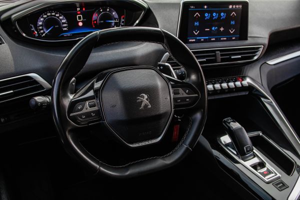 car Peugeot 5008 id14113 photo #9