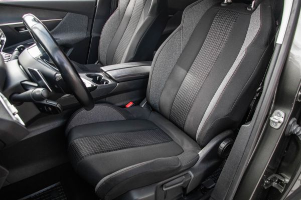 car Peugeot 5008 id14113 photo #5