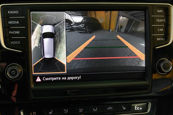 car Volkswagen Passat id14176 photo #12