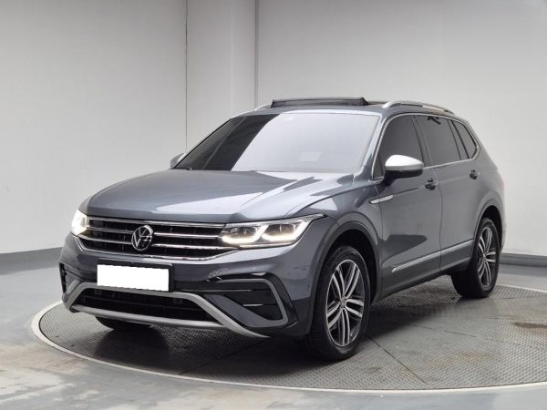 car Volkswagen Tiguan id14182 main photo