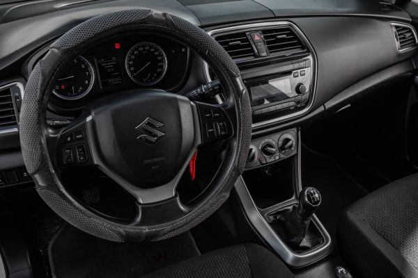 car Suzuki SX4 id14186 photo #9