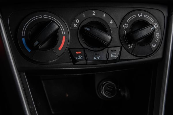 car Suzuki SX4 id14186 photo #11